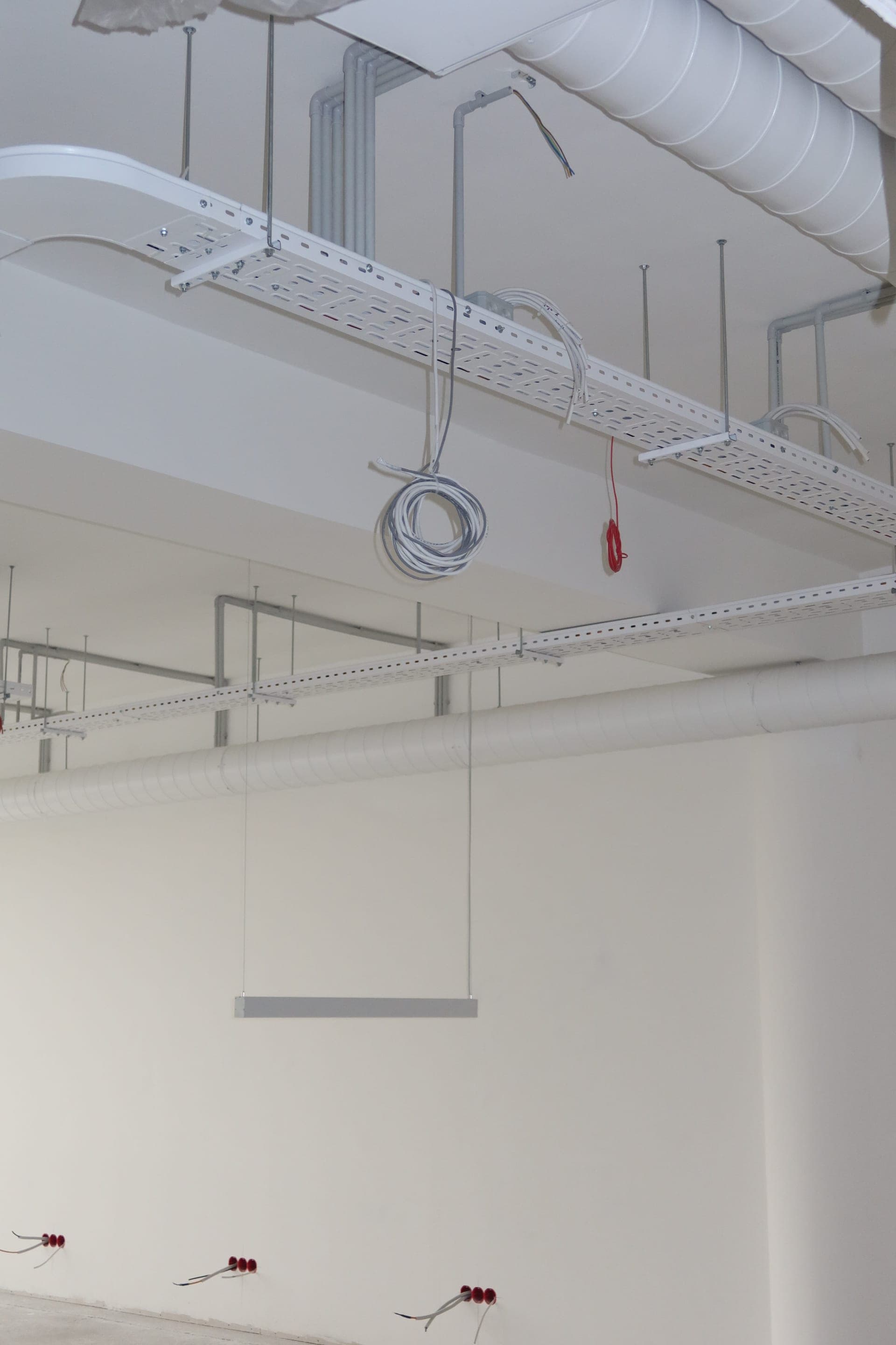 Modena Business Center - Azatutyan 1/15